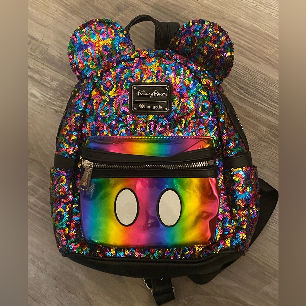 Disney multi color lounge fly bag